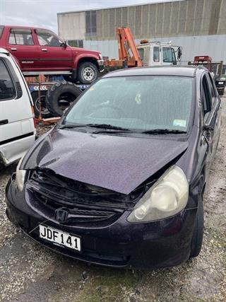 2006 Honda fit Hatch Photo