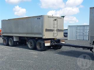 1993 Transfleet TDA Tipping Trailer Photo