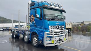 2020 Mercedes-Benz Arocs 3263l 8X4 Tractor Unit Photo