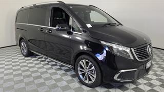 2024 Mercedes-Benz V-class EQV 300 Avantgarde 5D Window Van Photo
