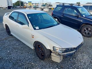 2000 Honda Accord Euro R Sedan Photo