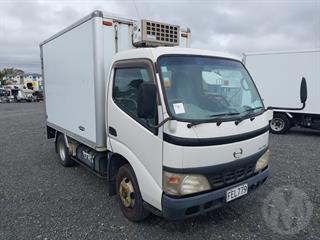 2003 Hino Dutro Box Body GCM 7,400kg Photo