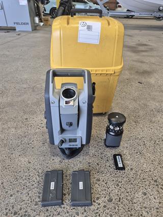 Trimble S7 Construction Equipment Photo
