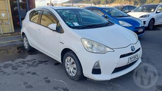 2013 Toyota Aqua Hatch Photo