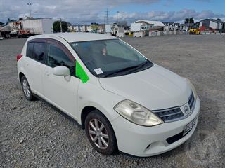 2008 Nissan Tiida Hatch Photo