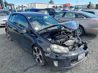 2013 Volkswagen Golf Hatch Photo