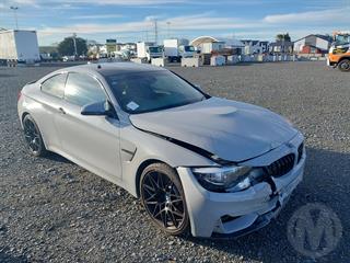 2018 BMW M4 M4 Competition Pack Sedan Photo