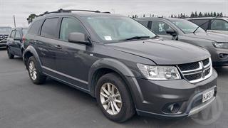 2014 Dodge Journey SXT 3.6P/6AT/SW/5DR Station Wagon Photo