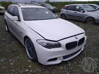 2010 BMW 5 Series Touring Photo