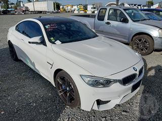 2015 BMW M4 Sedan Photo