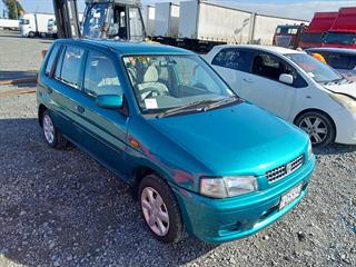 1999 Mazda Demio Hatchback 5 DR 1.5 Hatch Photo