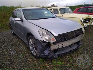 2005 Nissan Skyline 250 GT Sedan Photo