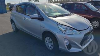 2015 Toyota Aqua Hatch Photo