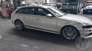 2010 Audi S4 Station Wagon Photo
