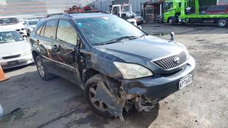 2004 Toyota Harrier Station Wagon Photo