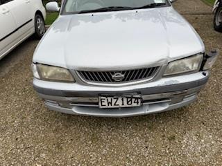 1999 Nissan Sunny Sedan Photo