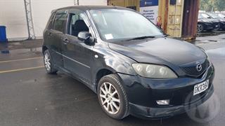 2004 Mazda Demio 1.5 Hatch Photo