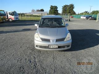 2006 Nissan Tiida Hatch Photo