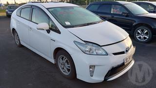 2011 Toyota Prius Hybrid Hatch Photo