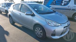 2012 Toyota Aqua Hatch Photo