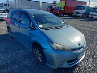 2009 Toyota Wish Station Wagon Photo