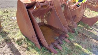 Bucket 13T Sumitomo Excavator Excavator Attachments Photo