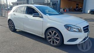 2015 Mercedes-Benz A 200 CGI BE 5D Sedan Photo