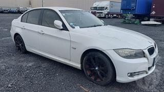 2009 BMW 320i Sedan Photo