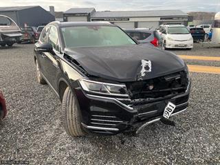 2019 Volkswagen Touareg V6 170kw Station Wagon Photo