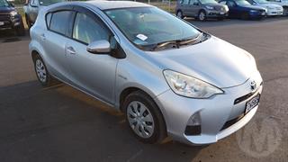 2013 Toyota Aqua Hatch Photo