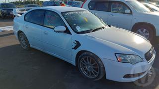 2004 Subaru Legacy Sedan Photo