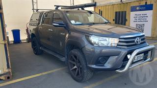 2017 Toyota Hilux SR TD DC 2.8D/6MT/U 4D Dual Cab Utility Photo