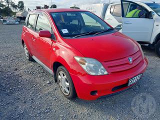 2004 Toyota IST Hatch Photo