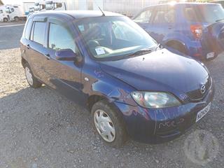 2005 Mazda Demio Station Wagon Photo
