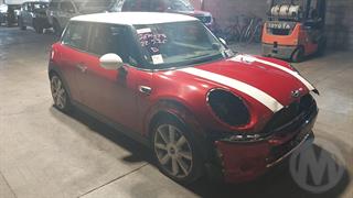 2015 MINI Hatch Cooper 1.5P/6MT/HA/ Hatch Photo