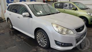 2010 Subaru Legacy Station Wagon Photo