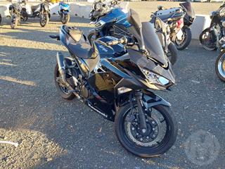 2018 Kawasaki ex 400g L Motorcycle Photo
