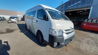 2018 Toyota Hiace Minibus TD 3.0DT/4A Van Photo