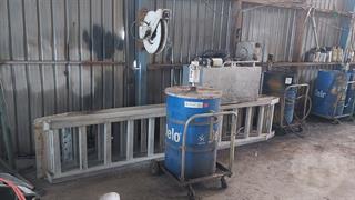 Samoa Grease Pump Delo Starplex EP2 Workshop Supplies Photo