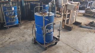 Lubeworks Filler & Gear EP-5 SAE 80W-90 Workshop Supplies Photo
