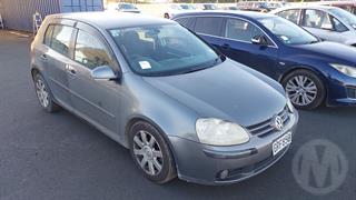 2005 Volkswagen Golf GT Hatch Photo