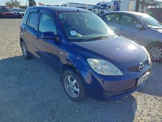 2006 Mazda Demio Hatch Photo