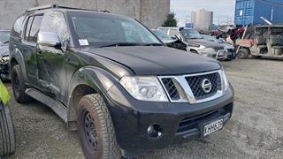2012 Nissan Pathfinder 2.5D 4WD TI AT Station Wagon Photo