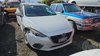 2014 Mazda Axela Sedan Photo
