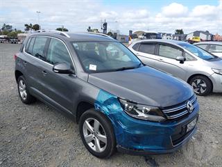 2013 Volkswagen Tiguan TSI110KW 1.4P6A/HA5 Hatch Photo