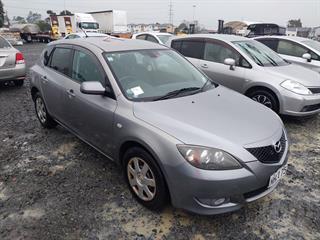 2006 Mazda Axela Hatch Photo