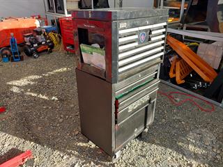 King Chrome Wheeled Toolboxes and Tools Photo