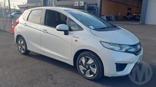 2014 Honda fit Hybrid 5D Hatch Photo