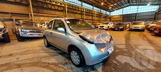 2005 Nissan March Hatch Photo