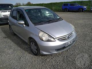 2007 Honda fit Hatch Photo